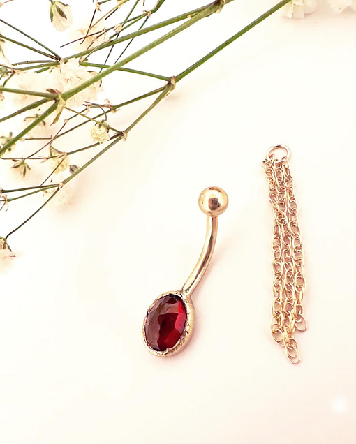 Waterfall Curve with Rose Cut Garnet